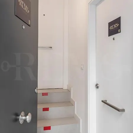 דירה Intimate And Quiet - Center